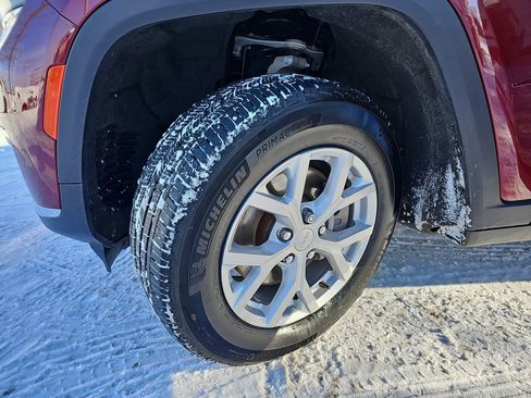 Used 2023 Jeep Grand Cherokee L Limited image 32