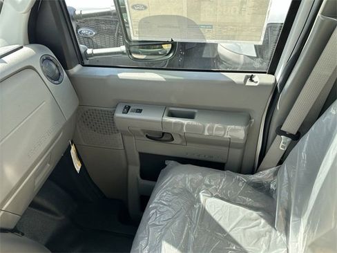 New 2024 Ford E-450 and Econoline 450 Super Duty w/ Power Windows & Locks Group image 20