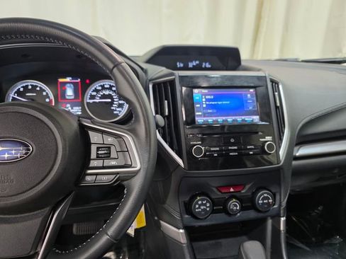 Used 2019 Subaru Forester Premium w/ All-Weather Package image 18