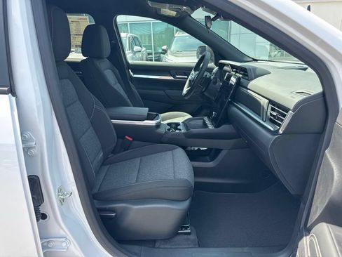 New 2026 GMC Terrain Elevation FWD image 19