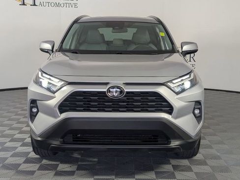Used 2023 Toyota RAV4 XLE Premium image 3