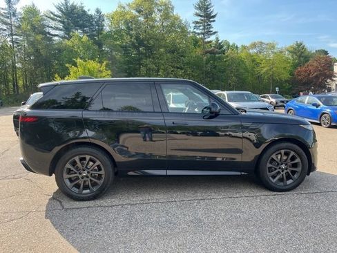 Used 2024 Land Rover Range Rover Sport Dynamic SE AWD/4WD image 6