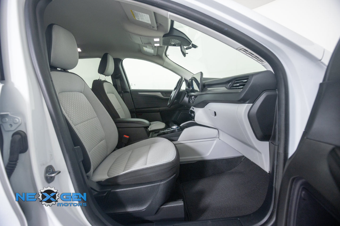 Used 2024 Ford Escape Active w/ Tech Pack #1 FWD image 7