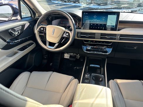 New 2026 Lincoln Corsair Reserve AWD/4WD image 31