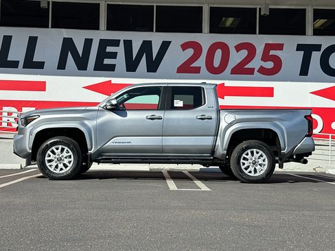 New 2026 Toyota Tacoma SR5 image 2