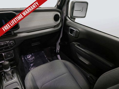 Used 2024 Jeep Wrangler Unlimited Sport AWD/4WD image 20