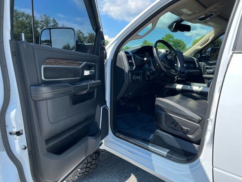 Used 2021 RAM 2500 Laramie AWD/4WD image 9