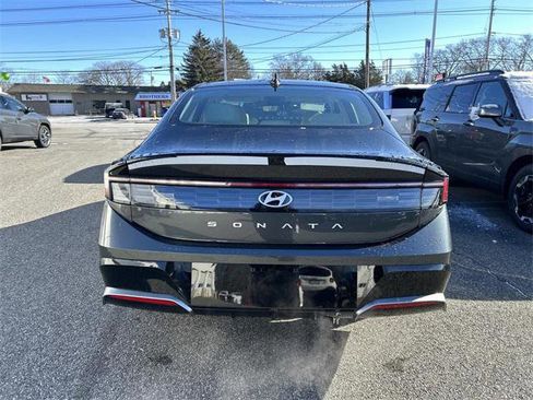 New 2026 Hyundai Sonata SEL image 3