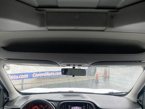 Used 2019 RAM ProMaster City Tradesman image 16