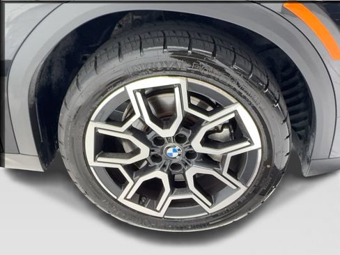 Used 2025 BMW X2 xDrive28i AWD/4WD image 14