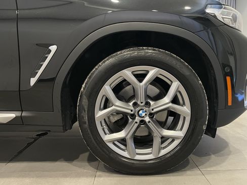 Used 2025 BMW X4 xDrive30i AWD/4WD image 10