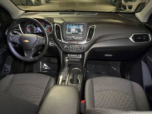 Used 2019 Chevrolet Equinox LT FWD image 16