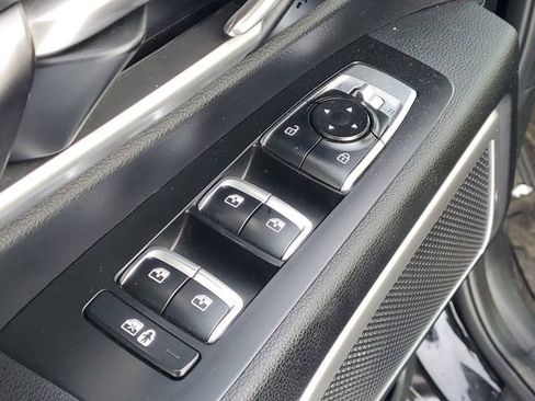 Used 2023 Kia Telluride LX AWD/4WD image 11