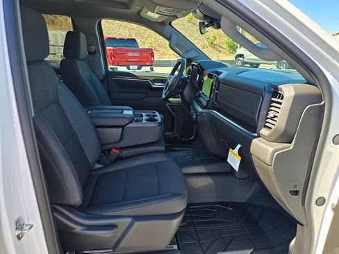 New 2026 Chevrolet Silverado 1500 LT w/ Z71 Off-Road Package image 23