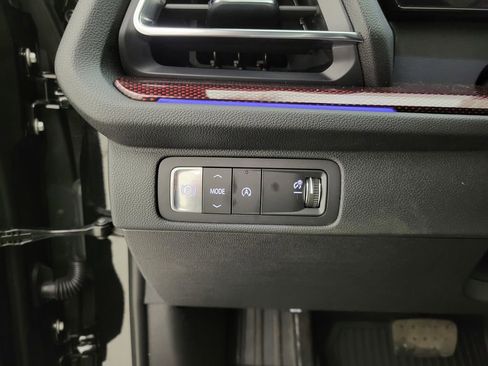 New 2026 Chevrolet Traverse RS w/ LPO, Floor Liner Package image 38