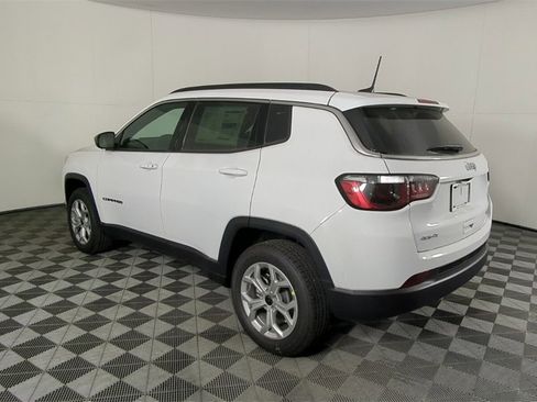 New 2026 Jeep Compass Latitude image 6