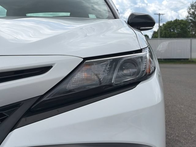 Used 2023 Toyota Camry SE FWD image 17