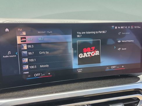 Certified 2023 BMW 330e 330e w/ Convenience Package image 21