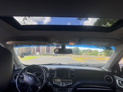 Used 2015 INFINITI QX60 FWD w/ Premium Package image 4