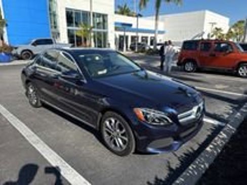 Used 2016 Mercedes-Benz C 300 4MATIC Sedan image 18