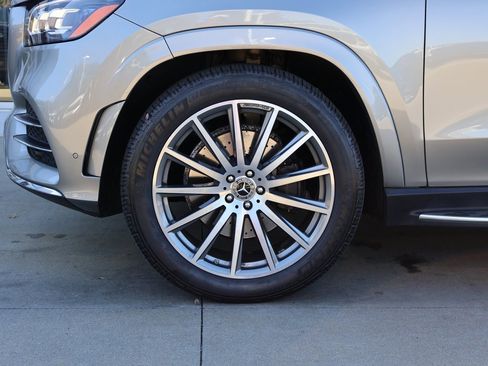 Used 2022 Mercedes-Benz GLS 450 4MATIC image 47