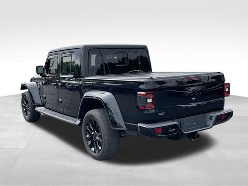 Used 2021 Jeep Gladiator Overland AWD/4WD image 12