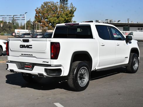 Used 2022 GMC Sierra 1500 AT4 w/ AT4 Premium Package image 8