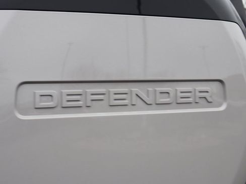 Used 2026 Land Rover Defender 110 S AWD/4WD image 8