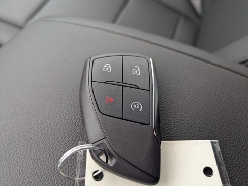 New 2025 Chevrolet Colorado LT w/ LT Convenience Package image 26