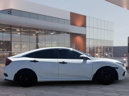 Used 2017 Honda Civic LX image 9