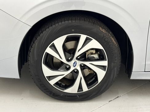 Used 2025 Subaru Legacy Premium AWD/4WD image 10