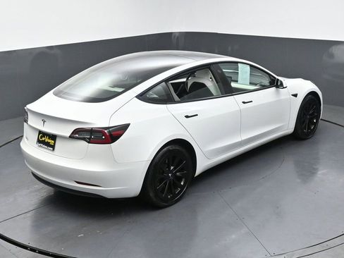 Used 2023 Tesla Model 3 Standard Range image 43