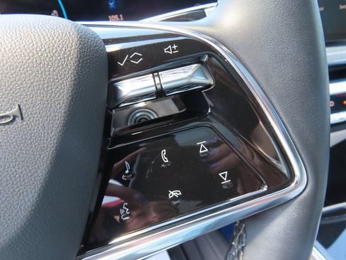 Certified 2024 Cadillac Lyriq Luxury RWD image 17