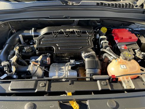 Certified 2019 Jeep Renegade Altitude w/ Quick Order Package 22M image 30