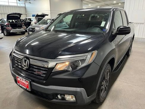 Used 2017 Honda Ridgeline Sport image 7