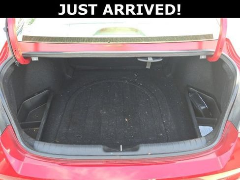 Certified 2023 Hyundai Elantra SEL w/ Preferred Accessory Package FWD image 6