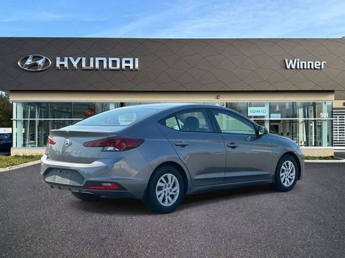 Used 2020 Hyundai Elantra SE w/ Cargo Package (C1) image 4