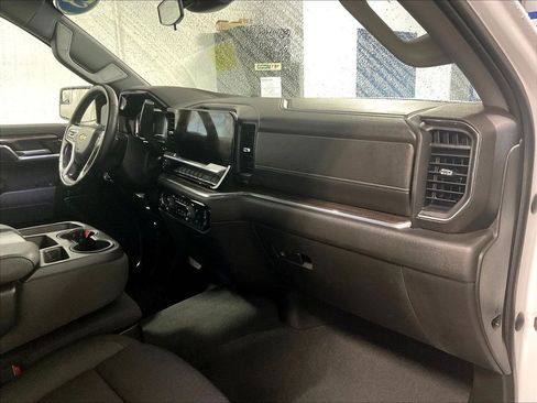 Used 2023 Chevrolet Silverado 1500 LT AWD/4WD image 14