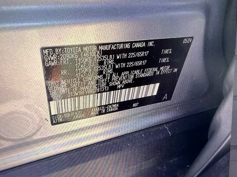 Used 2024 Toyota RAV4 XLE FWD image 41