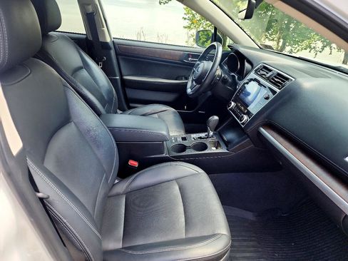 Used 2019 Subaru Outback 2.5i Limited w/ Popular Package #2 image 13