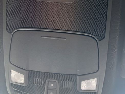 Used 2017 Ford F250 Platinum w/ FX4 Off-Road Package image 18