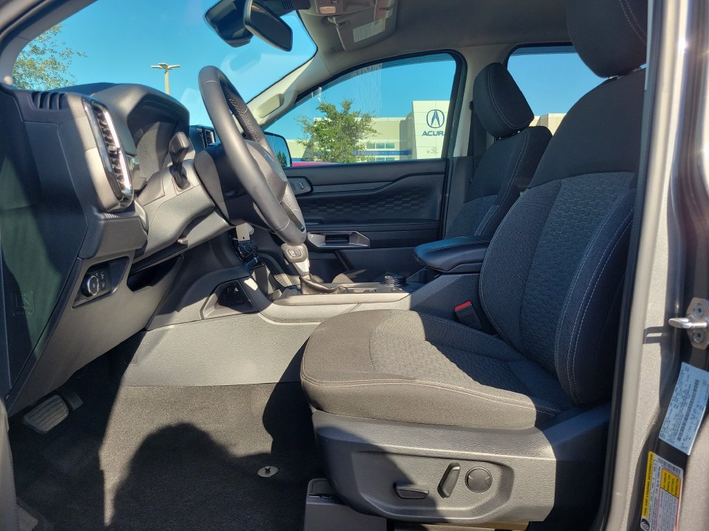 Used 2025 Ford Ranger XLT w/ Equipment Group 301A High AWD/4WD image 14