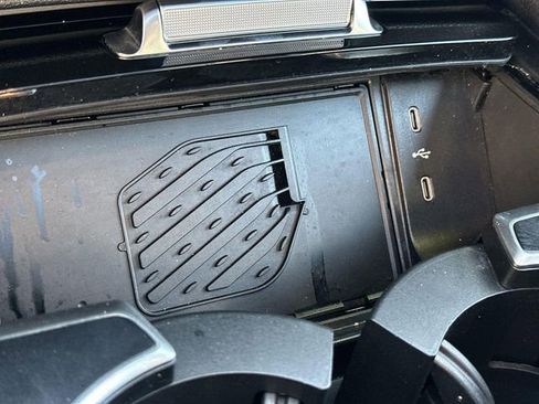 Used 2024 Mercedes-Benz GLE 450e GLE 450e image 38