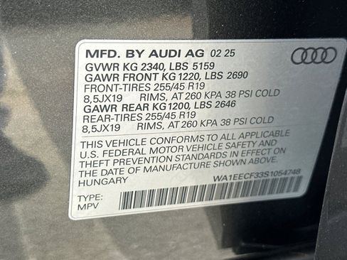 Used 2025 Audi Q3 2.0T Premium Plus w/ Premium Plus Package image 29