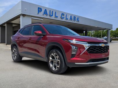 Used 2025 Chevrolet Trax LT