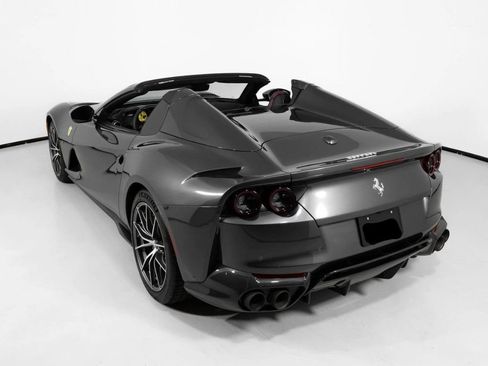 Used 2023 Ferrari 812 GTS RWD image 2