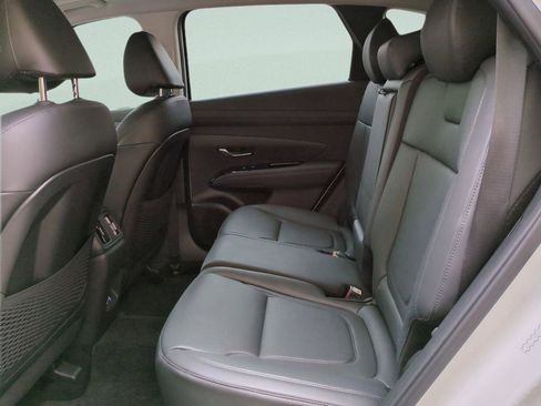 Certified 2025 Hyundai Tucson Limited FWD image 14