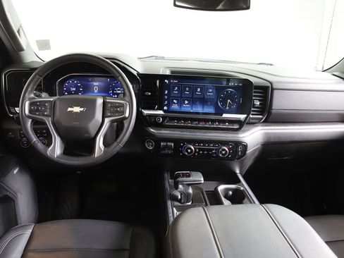 Used 2024 Chevrolet Silverado 1500 LTZ image 13