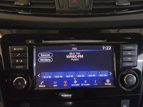 Used 2019 Nissan Rogue Sport SV AWD/4WD image 25