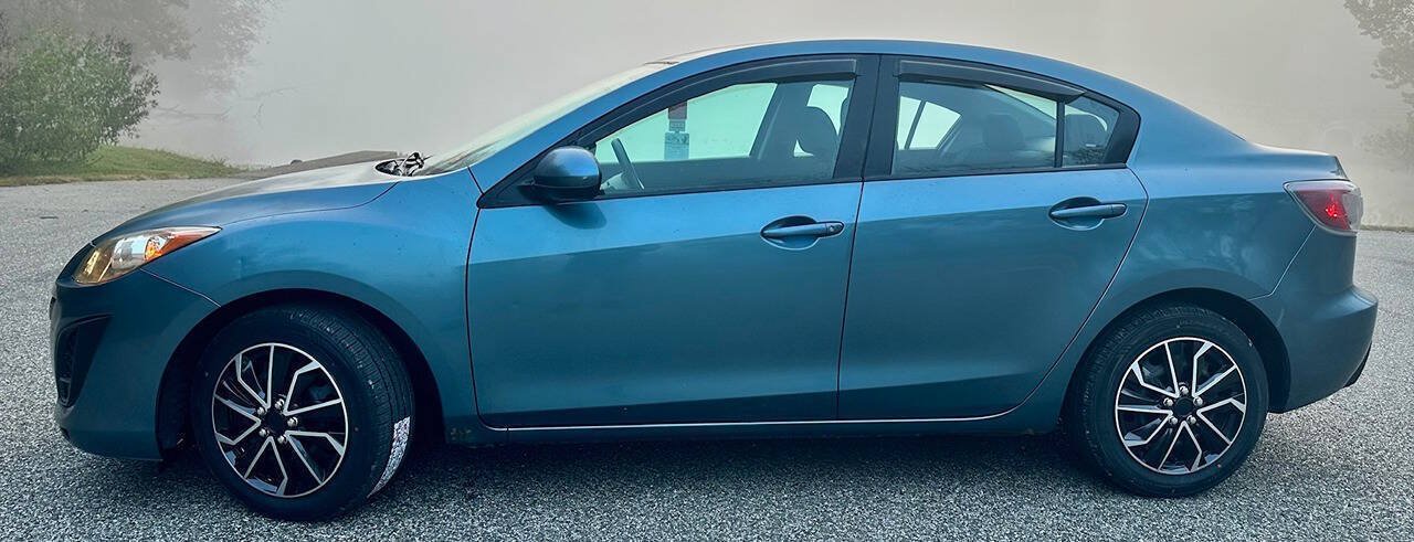 Used 2011 MAZDA MAZDA3 i Sport FWD image 3